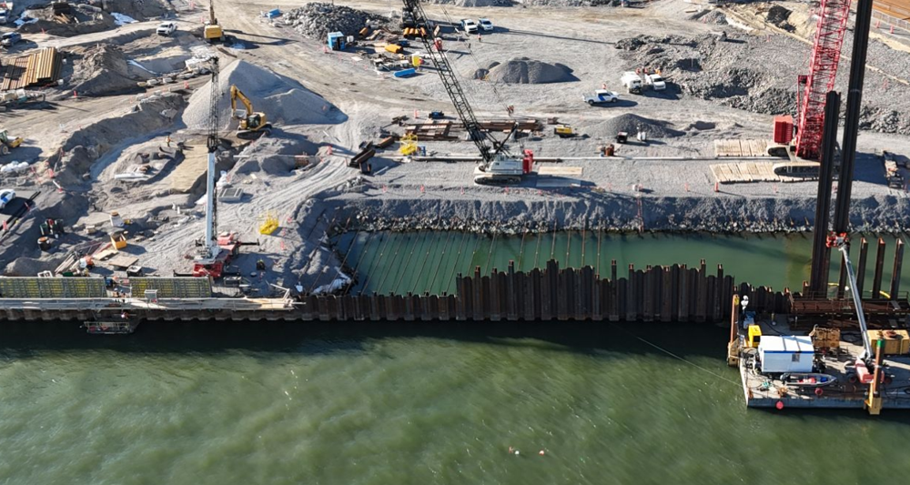 HZM quay wall in Canada